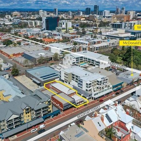 Emu Backpackers Perth - Note - Valid Passport Required For Check In Hostel Luaran gambar