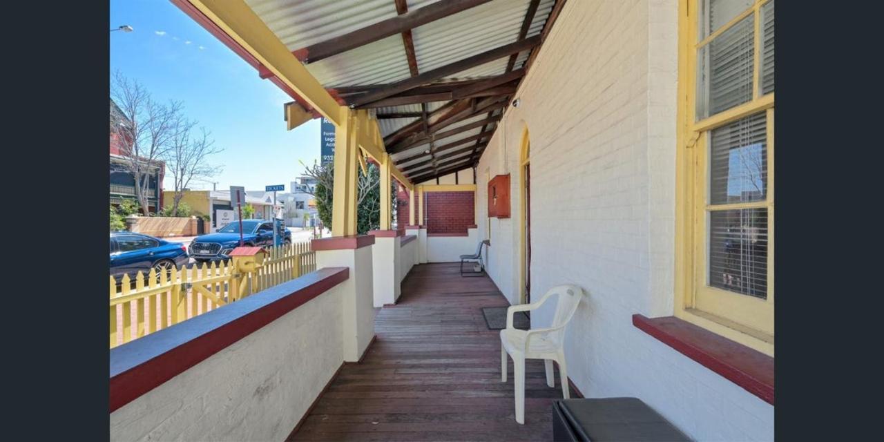 Emu Backpackers Perth - Note - Valid Passport Required For Check In Hostel Luaran gambar