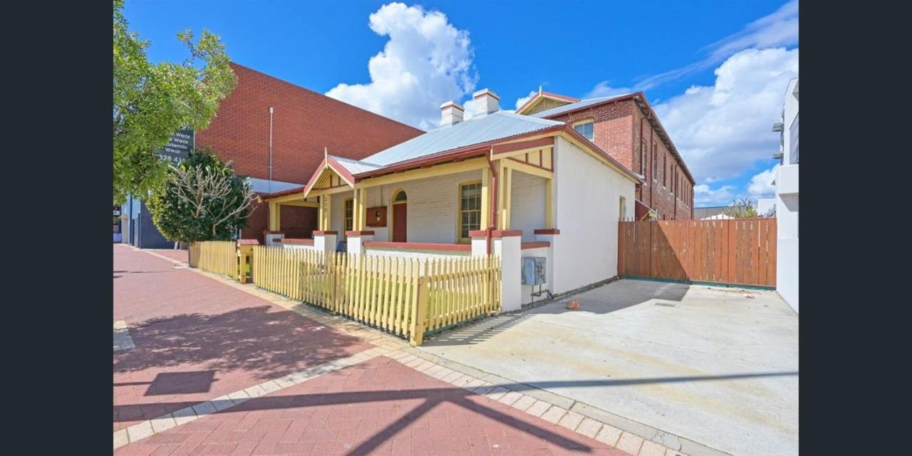 Emu Backpackers Perth - Note - Valid Passport Required For Check In Hostel Luaran gambar